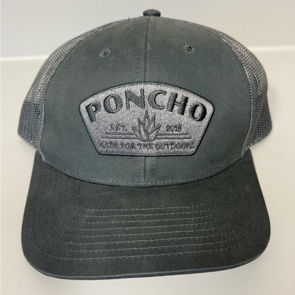 Poncho Outdoors Snap Back  Grey‎ Adjustable Trucker Hat